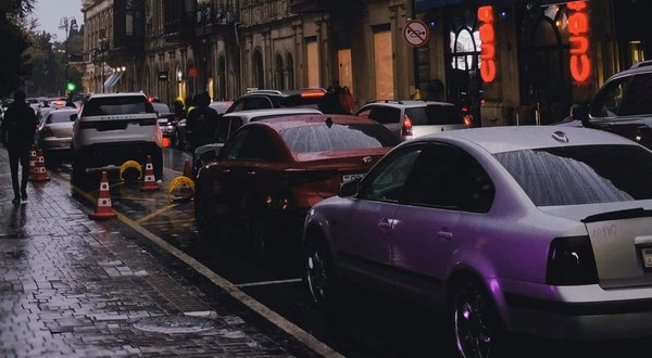 How to Integrate Autonomous Vehicle Parking Solutions in Urban Developments?