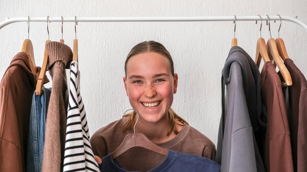 What's the Effect of the UK's Fast Fashion on Global Waste?